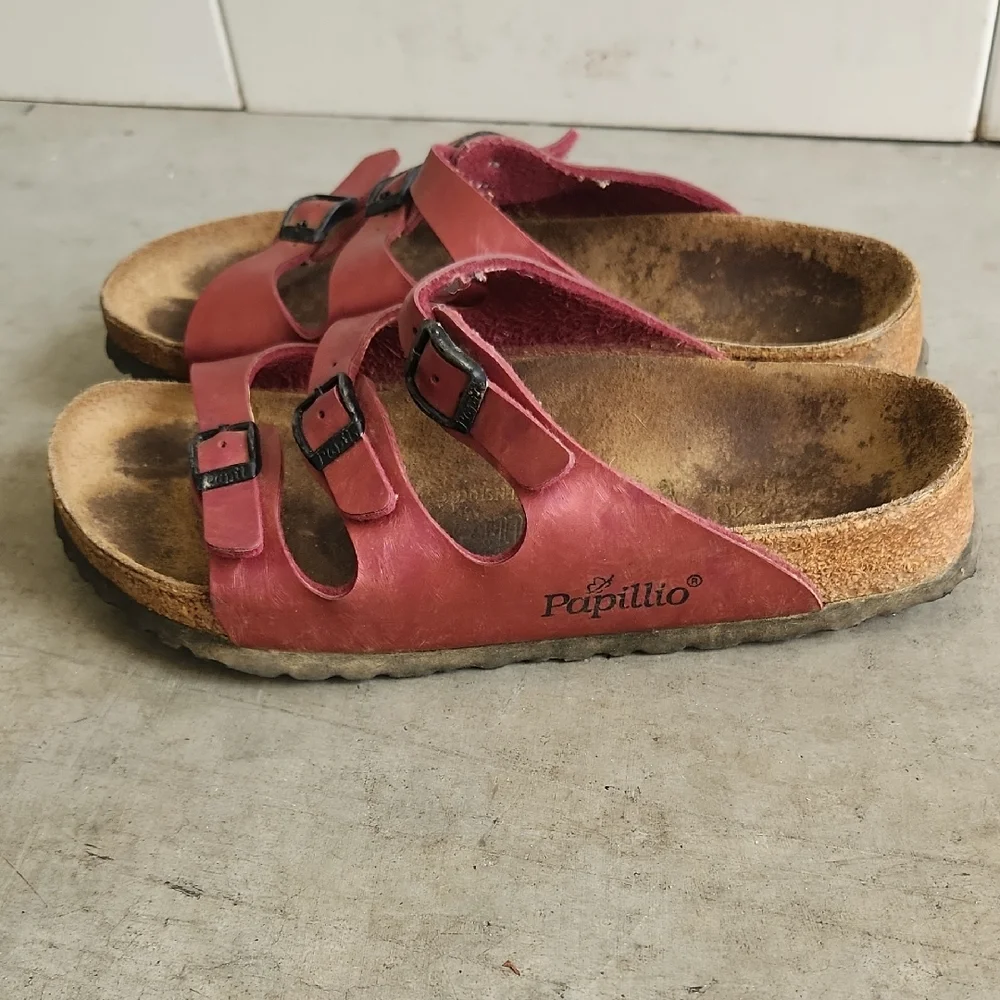 Birkenstock Red Sandals with Adjustable Straps and Contoured Footbed - Picture 4 of 12